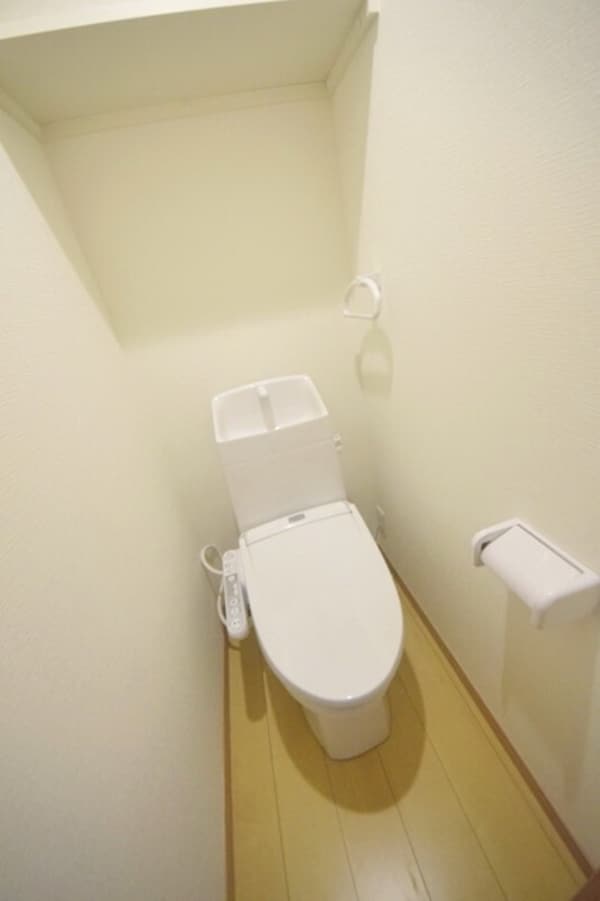 トイレ(別部屋参考写真)