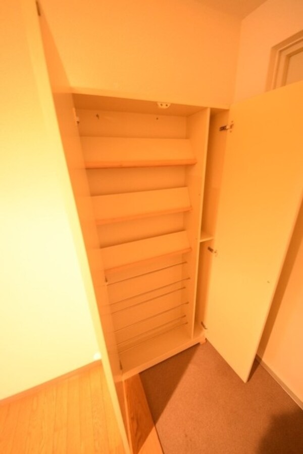 玄関(シューズＢＯＸ)