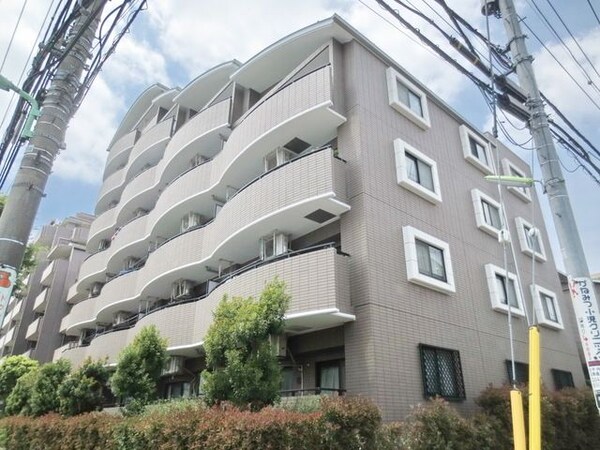外観(★仙川駅徒歩９分・買い物・生活便利です★)