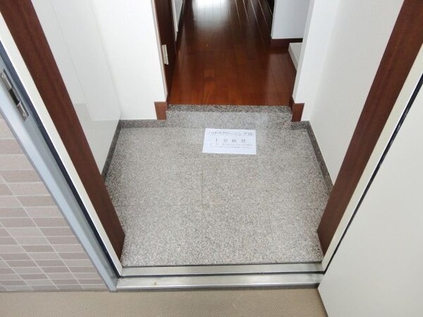 その他(広い玄関)