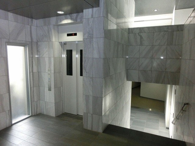 物件内観写真14　(☆エレベーターです☆)