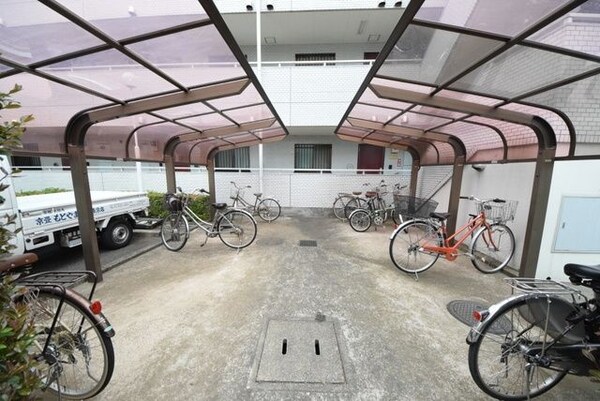 その他(★屋根付き駐輪場★)