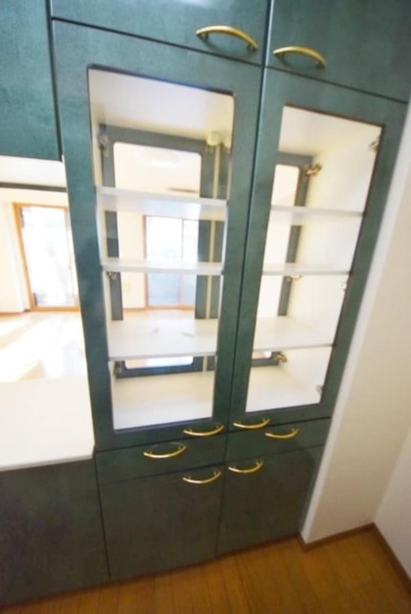 設備(★食器棚★)