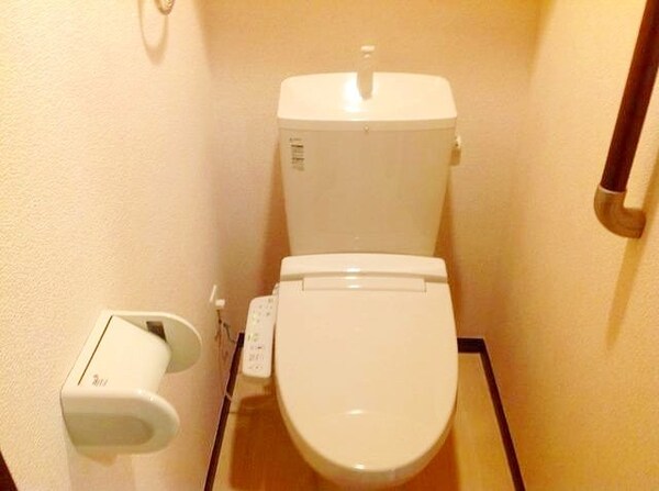 トイレ(★ウォシュレット機能付きトイレ★)