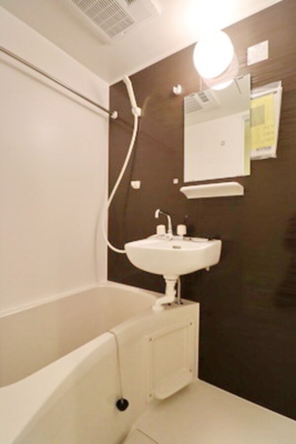 バス／シャワールーム等