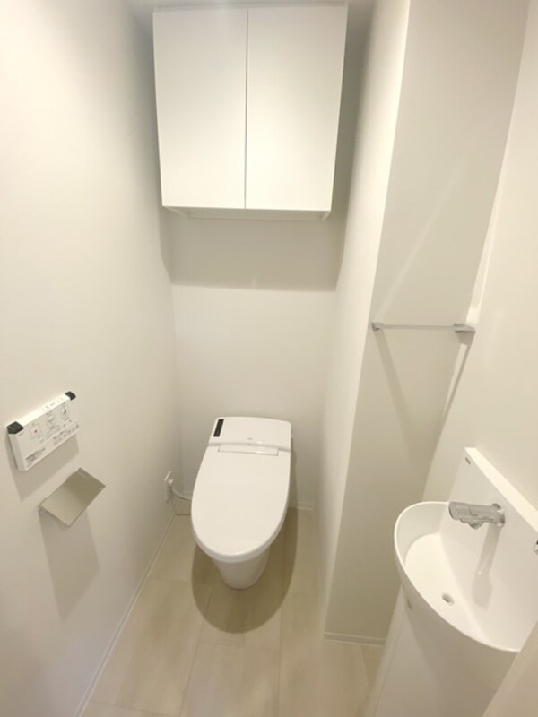 トイレ(★他号室の参考画像です★)