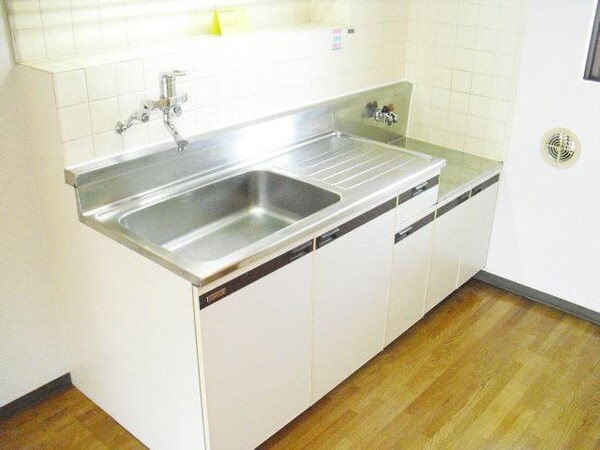 キッチン(※別部屋の参考お写真です)