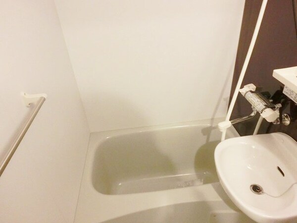 バス／シャワールーム等(★追い炊き機能付きのお風呂です★)