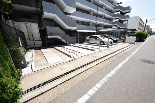 駐車場(★駐車場★)