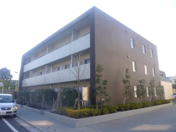 外観(シックな建物)