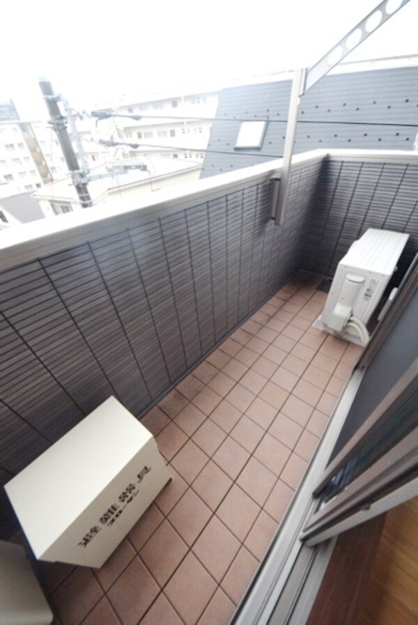 設備(★日当たりのいいバルコニー付きです★)