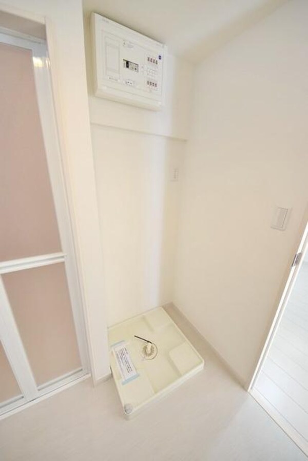 設備(室内洗濯機置場)