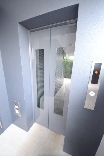 物件内観写真16　(★エレベーター付きの物件です★)