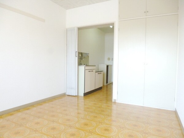 リビング・居室(★6帖の洋室★)