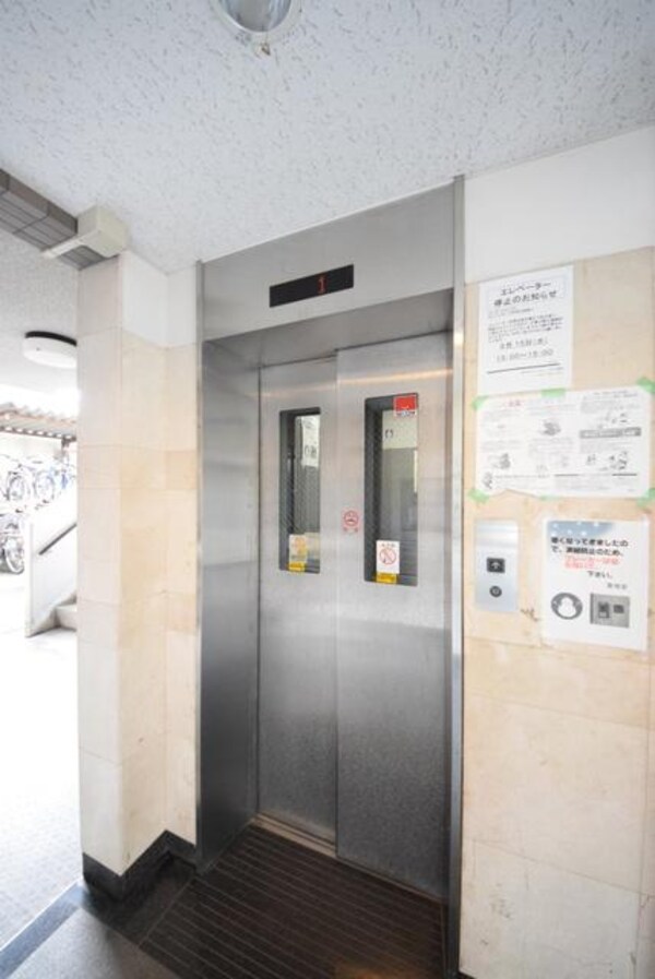 エントランス(☆エレベーター☆)