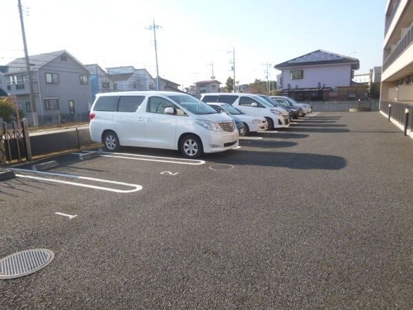 駐車場(★敷地内駐車場の空きは要確認★)