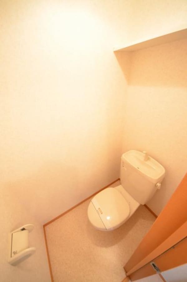 トイレ(☆ゆったりトイレ☆)