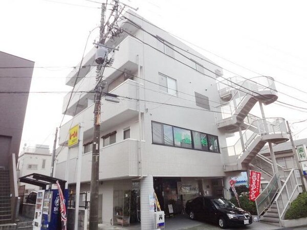 外観(最寄り駅から徒歩１分の立地☆)