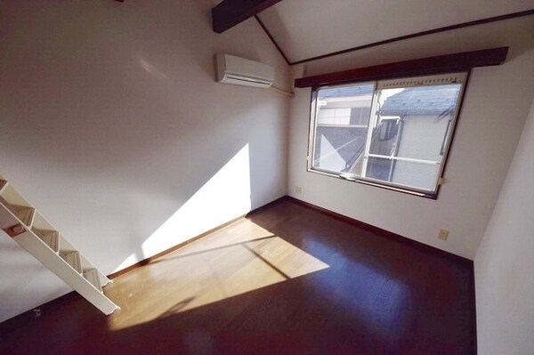 リビング・居室(★お部屋探しは株式会社タウンハウジング東京まで★)