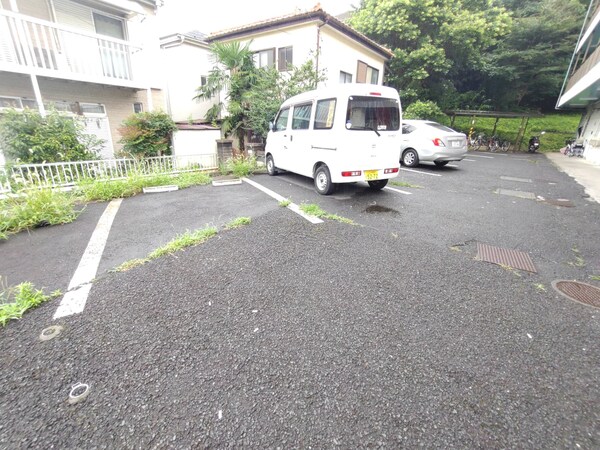 駐車場(駐車場)