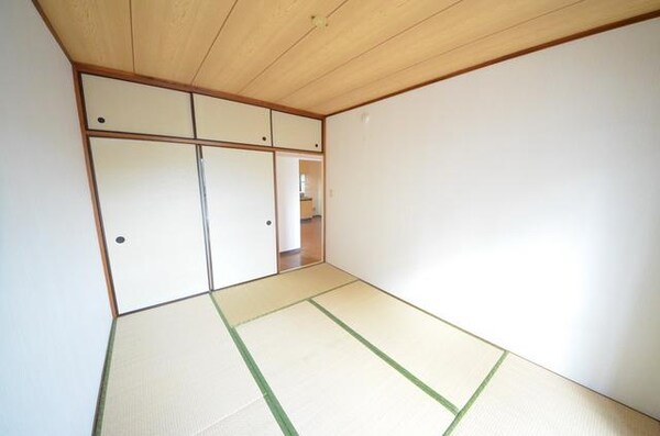 寝室(★お部屋探しはタウンハウジング高幡不動店まで★)