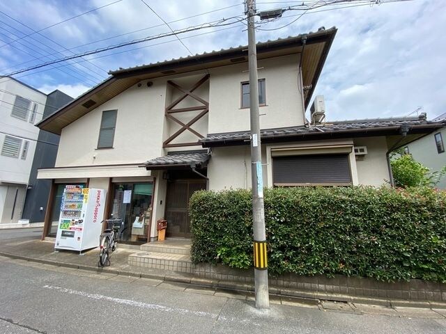 物件内観写真3　(外観・共用部分)