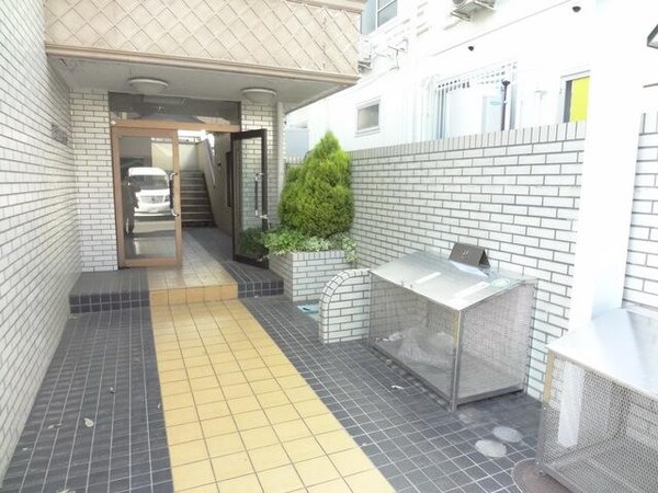 エントランス(♪エントランス部分♪)
