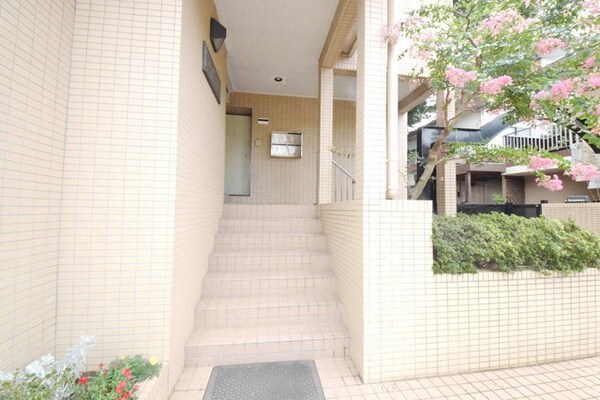 エントランス(外観・共用設備)