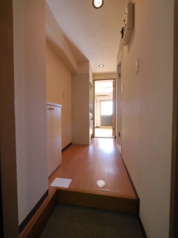 玄関(★お部屋探しは株式会社タウンハウジング東京まで★)