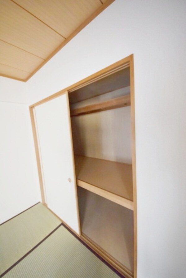 設備(★和室は押入れになってます★)