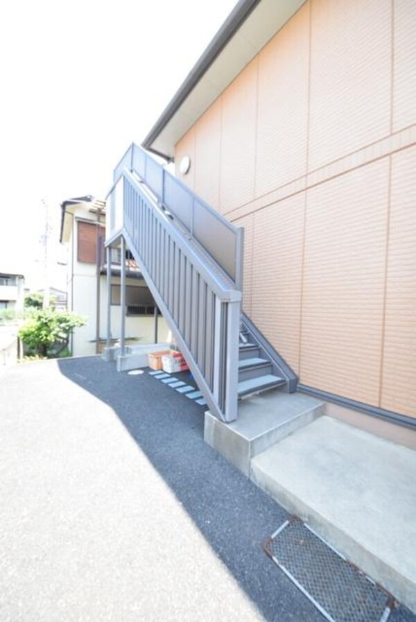 エントランス(★お部屋探しは株式会社タウンハウジング東京まで★)