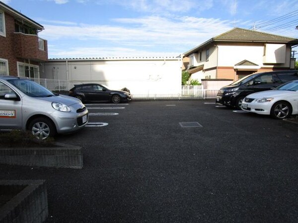 駐車場(～敷地内に駐車場あります～)