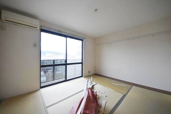寝室(★お部屋探しは株式会社タウンハウジング東京まで★)