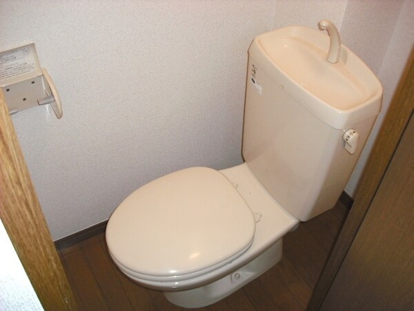 トイレ(♪トイレも大切な空間です♪)