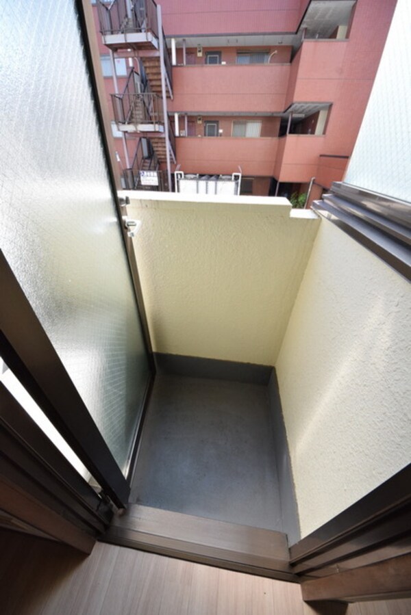 バルコニー(♪バルコニー付きです♪)