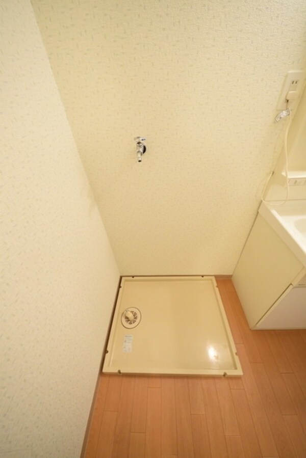 設備(室内洗濯機置場)