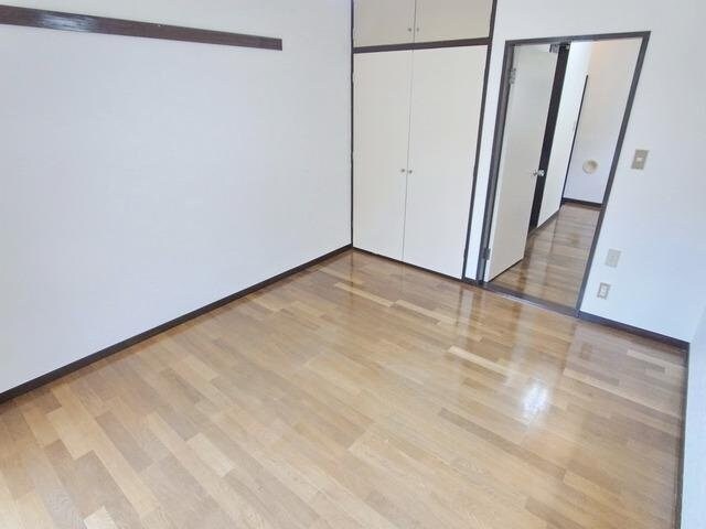 物件内観写真12　(居室)