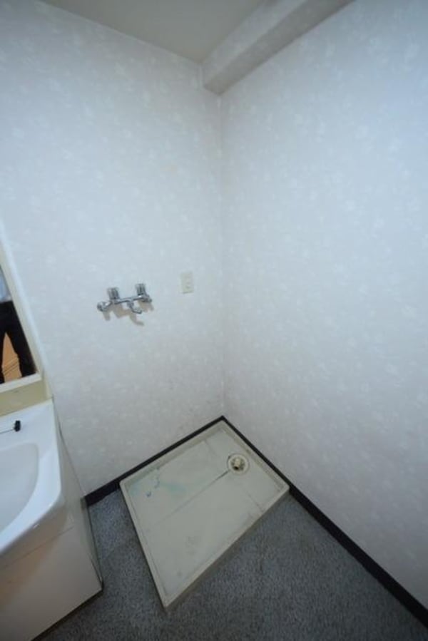 設備(室内洗濯機置場)