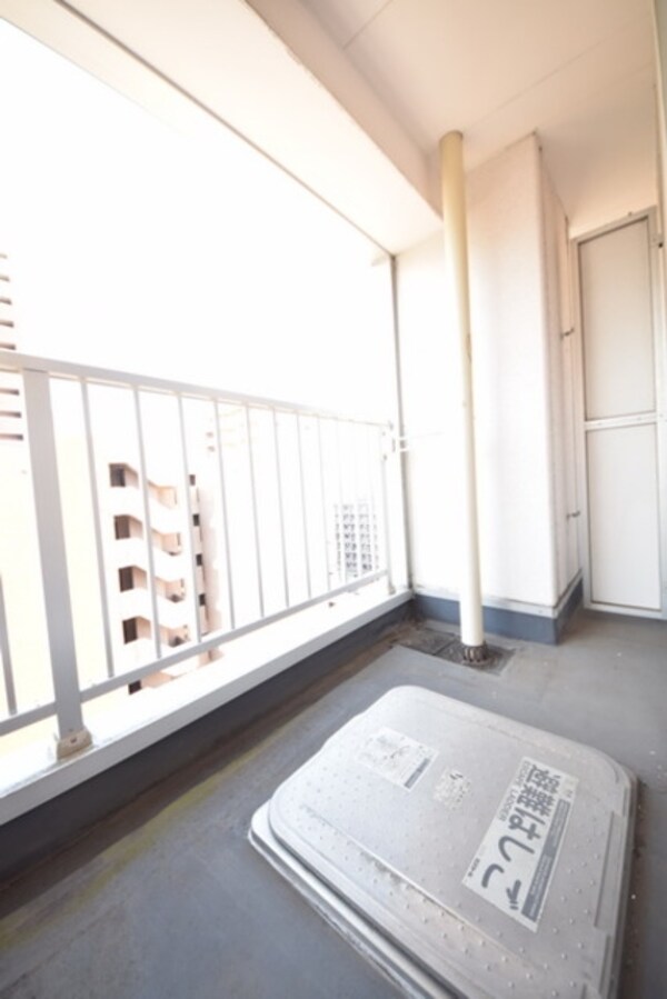 バルコニー(詳しくはタウンハウジングへＴＥＬ042-645-5680)