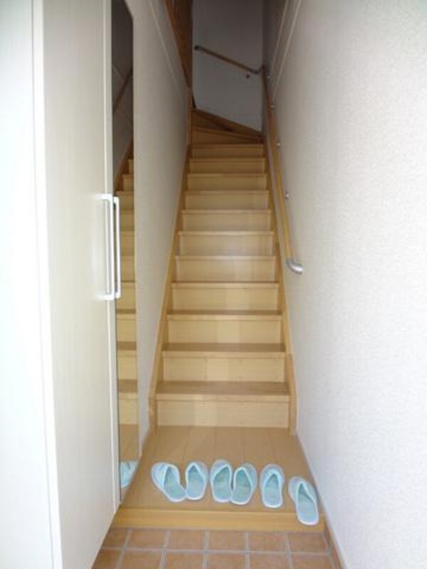 玄関(室内階段)