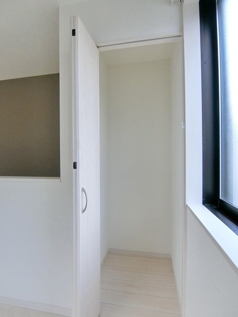 物件内観写真13　(収納)