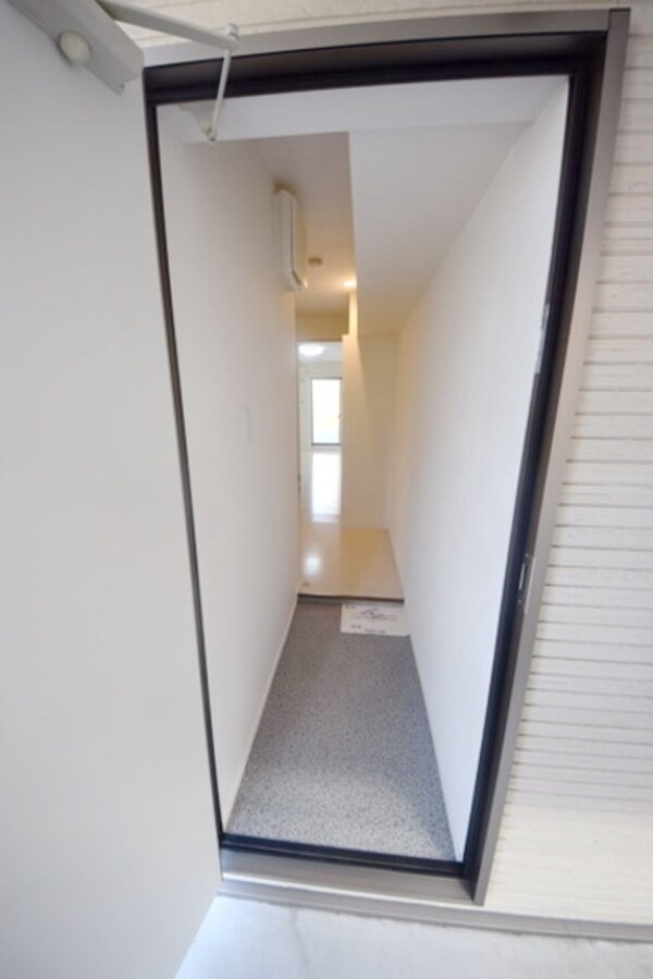 玄関(★お部屋探しは株式会社タウンハウジング東京まで★)