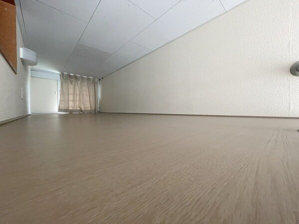 寝室(エントランス)