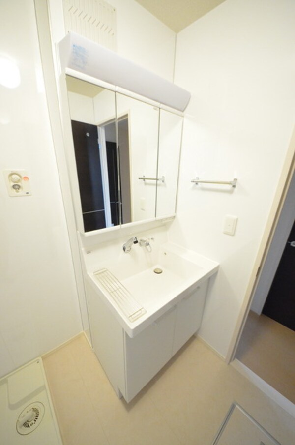 洗面(★お部屋探しは株式会社タウンハウジング東京まで★)