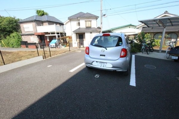 駐車場(★敷地内駐車場★)