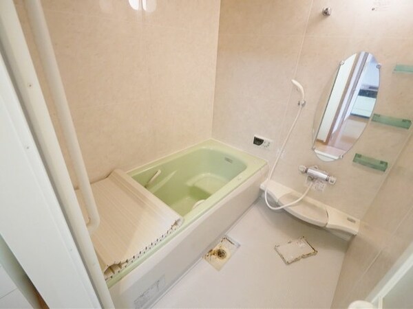 バス／シャワールーム等(★お部屋探しは株式会社タウンハウジング東京まで★)