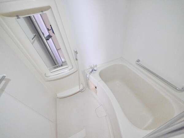 バス／シャワールーム等(★お部屋探しは株式会社タウンハウジング東京まで★)