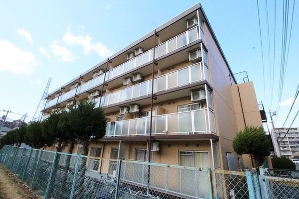 外観(★オートロック付の学生専用マンションです！★)