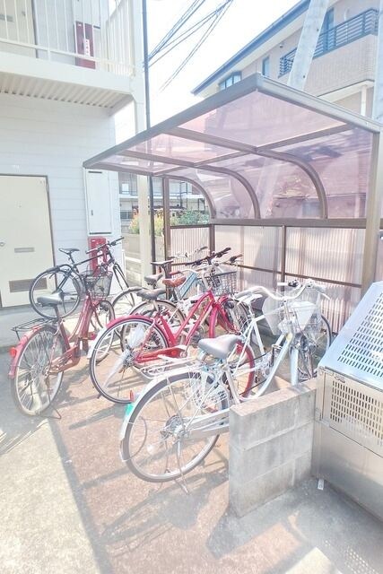 物件内観写真13　(★駐輪スペース★)