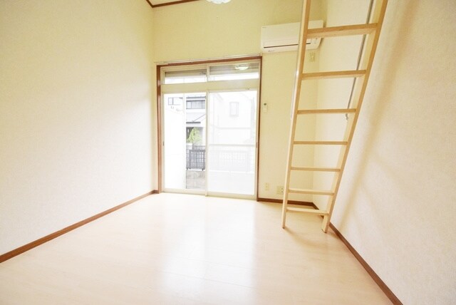 物件内観写真2　(★洋室★)